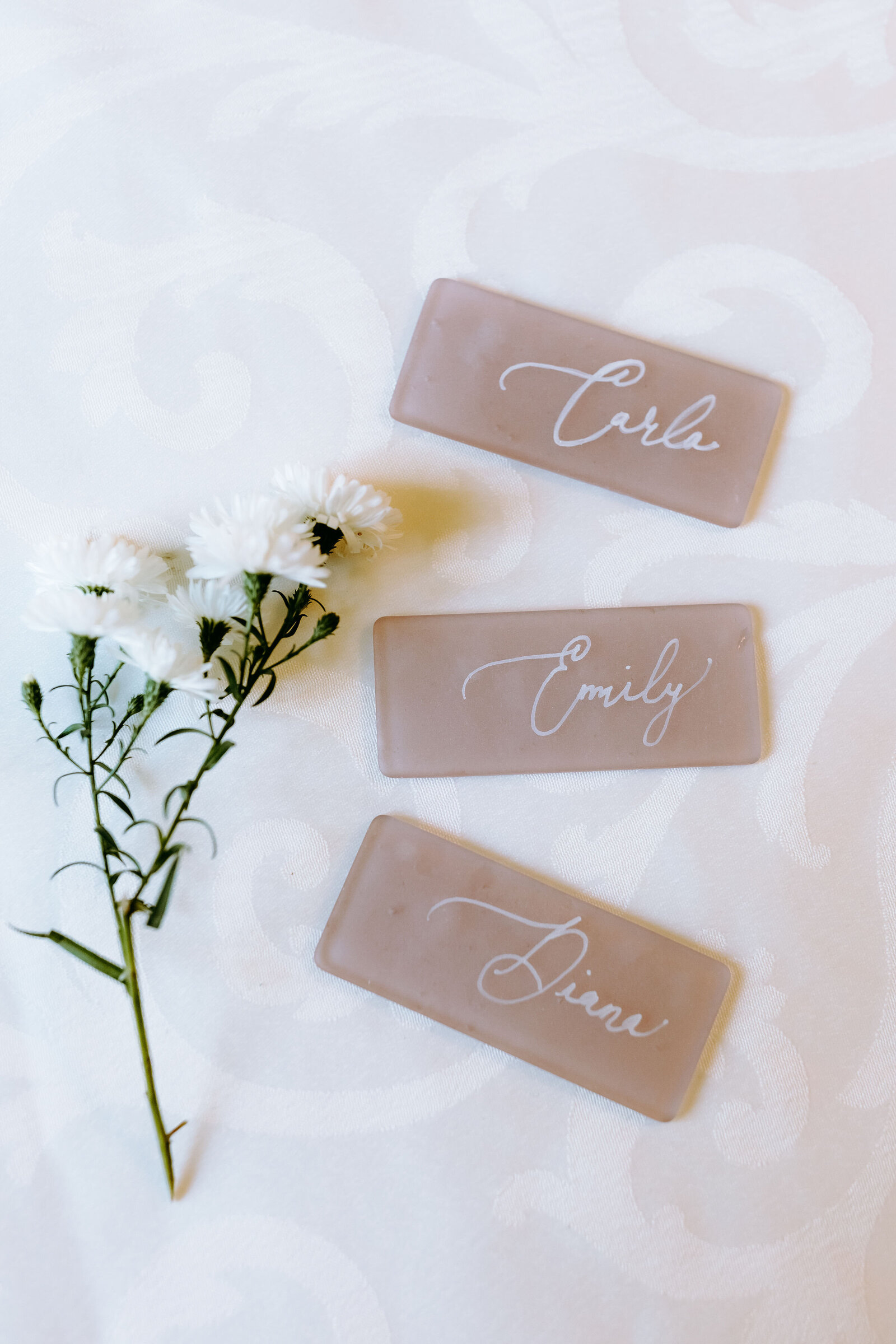 Garden wedding at Château de Bouthonvilliers in France, planned by Bella Mia Exclusive Events